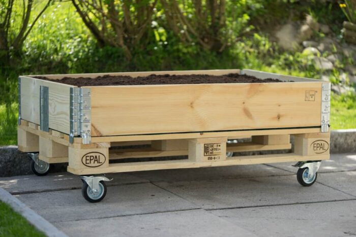 Lenkrolle für Hochbeet und Palette