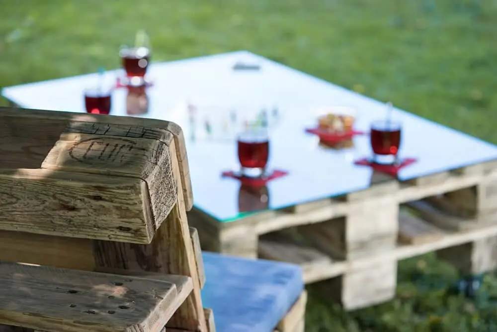 Palettenlounge PALma im Vintage Look